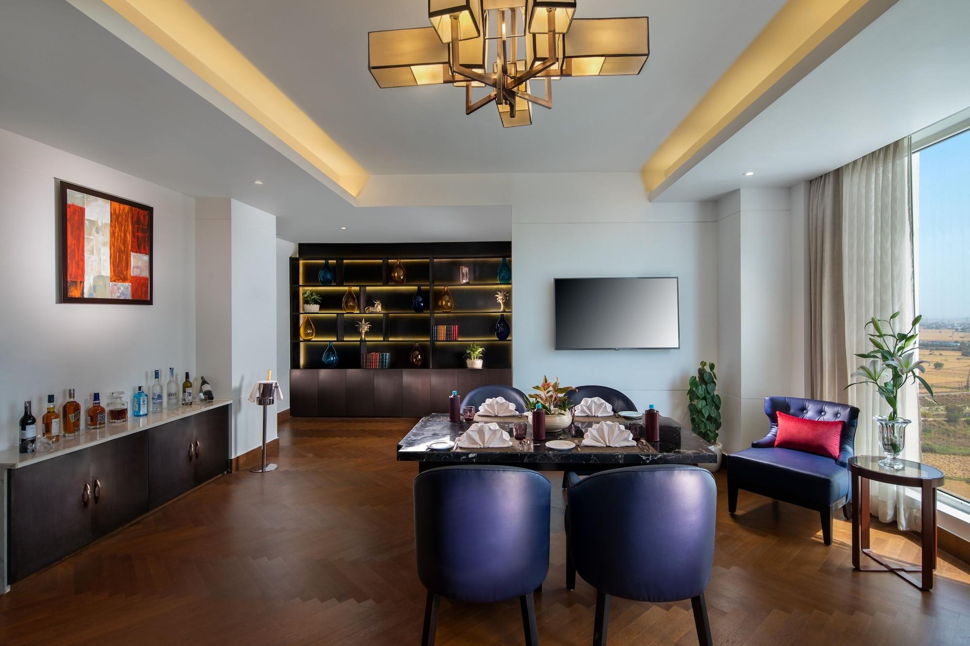 Sandal Suites By Lemon Tree Hotels Noida Exteriér fotografie