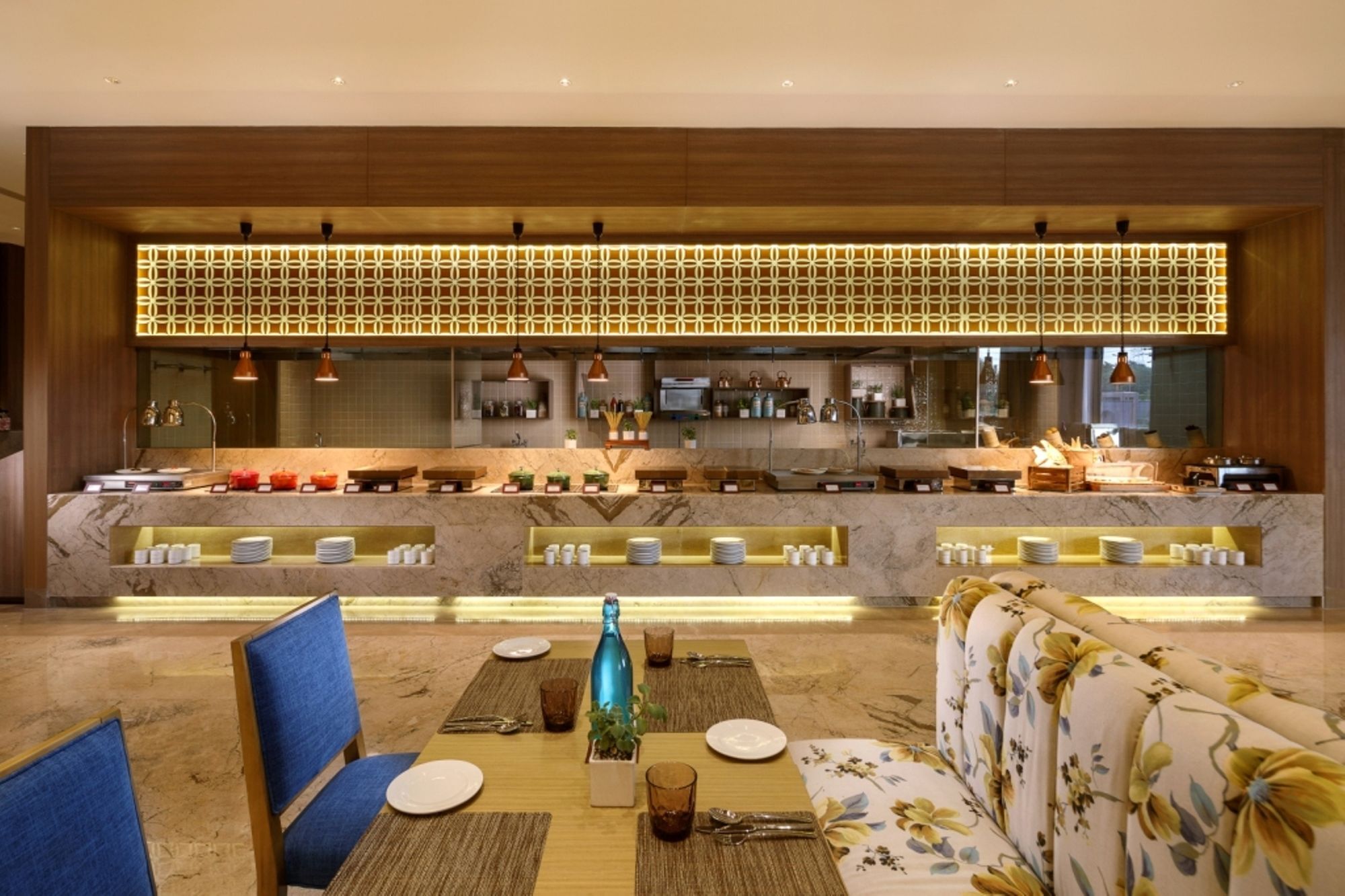 Sandal Suites By Lemon Tree Hotels Noida Exteriér fotografie