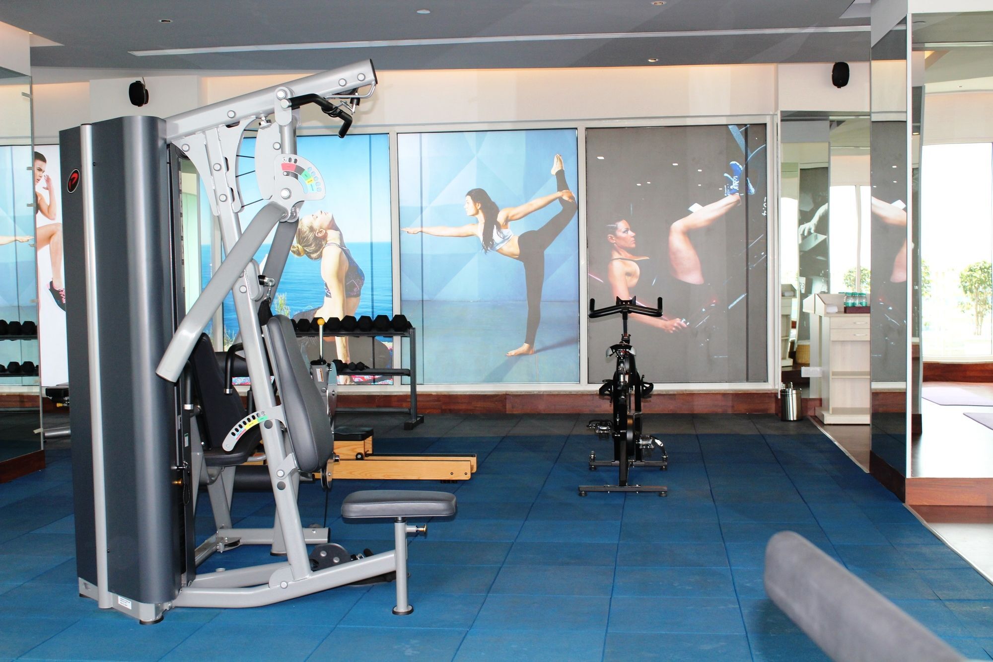 Sandal Suites By Lemon Tree Hotels Noida Exteriér fotografie